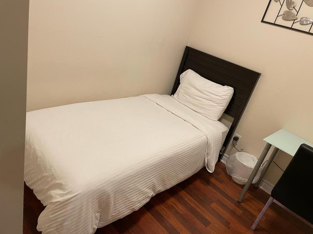 Platinum Suites Furnished Executive Suites Мисисага Екстериор снимка