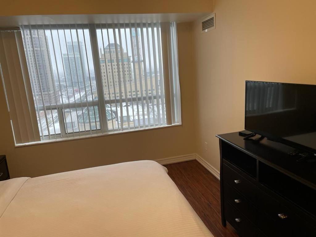 Platinum Suites Furnished Executive Suites Мисисага Екстериор снимка