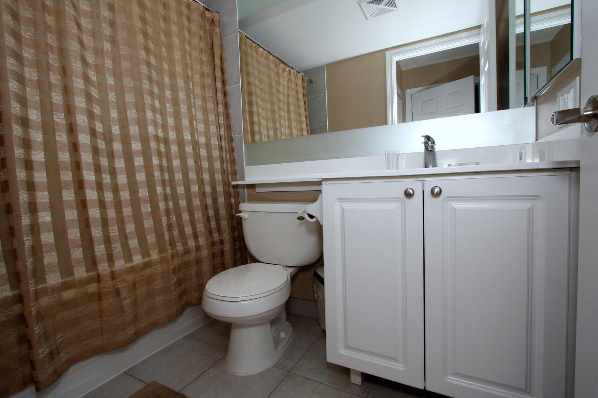 Platinum Suites Furnished Executive Suites Мисисага Екстериор снимка