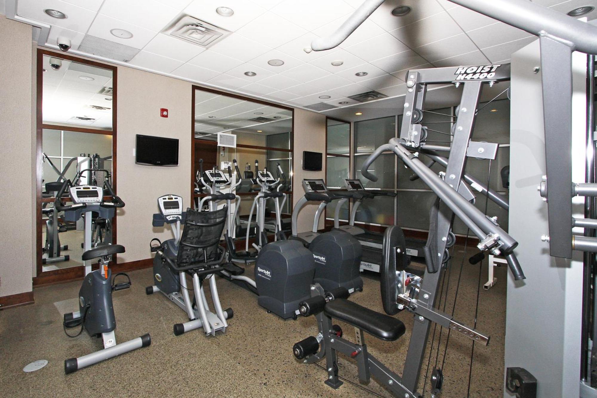 Platinum Suites Furnished Executive Suites Мисисага Екстериор снимка