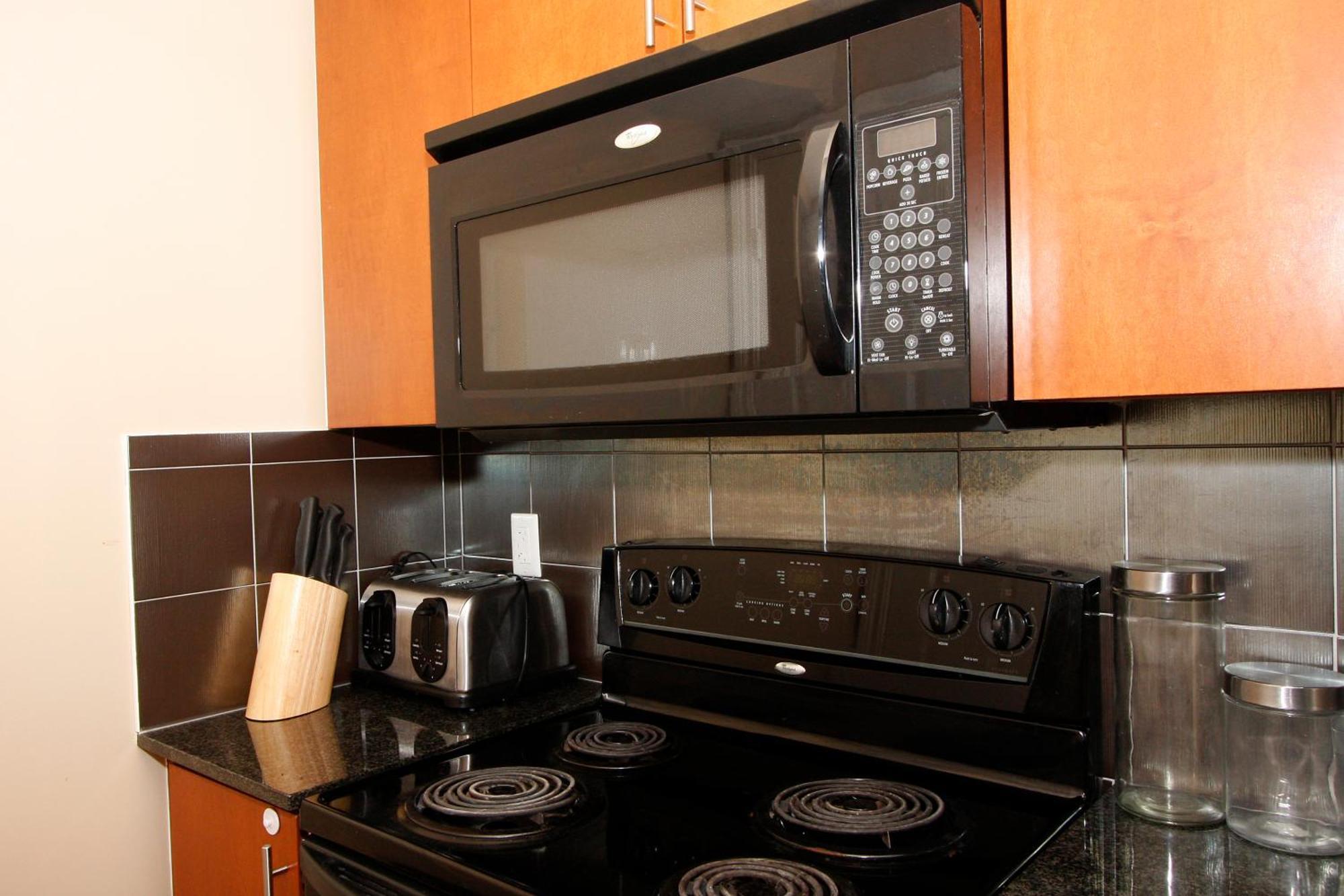 Platinum Suites Furnished Executive Suites Мисисага Екстериор снимка