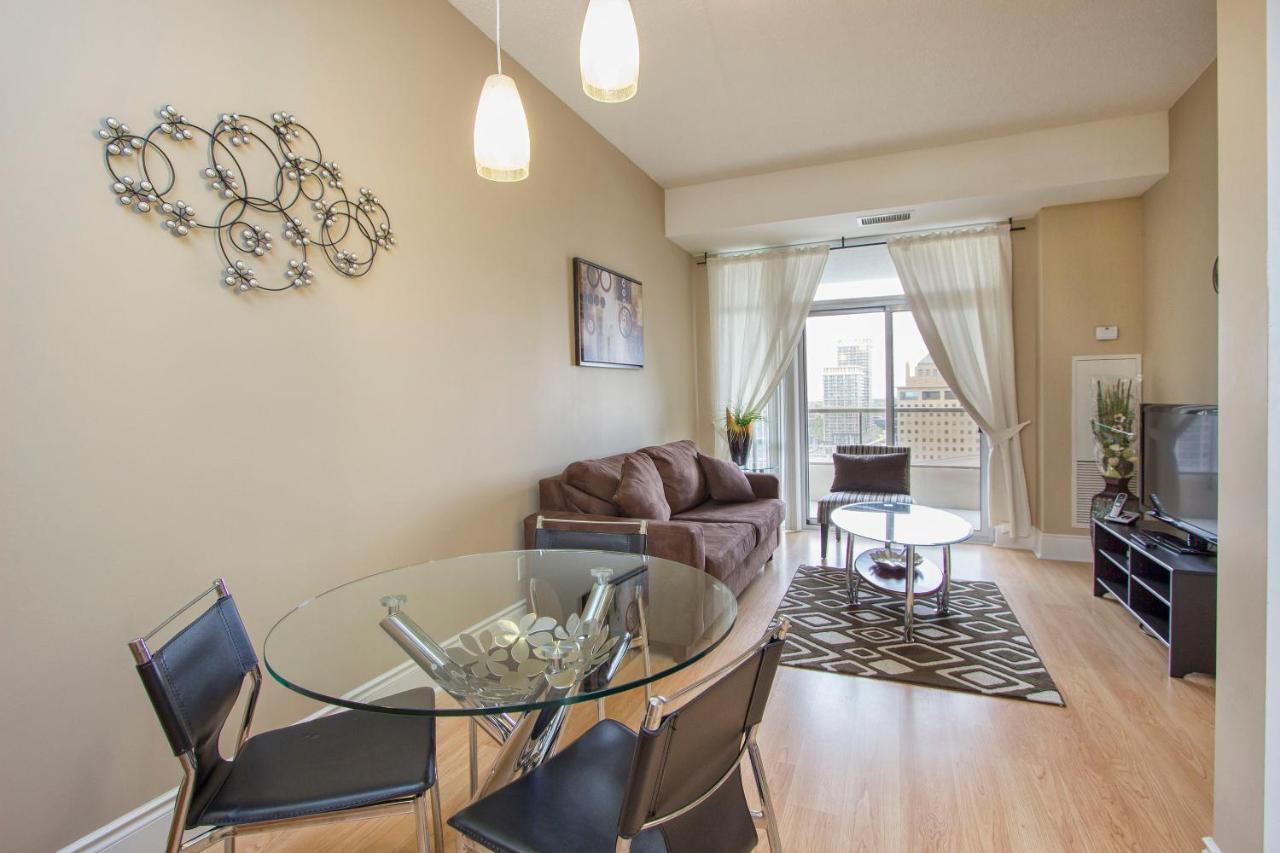 Platinum Suites Furnished Executive Suites Мисисага Екстериор снимка
