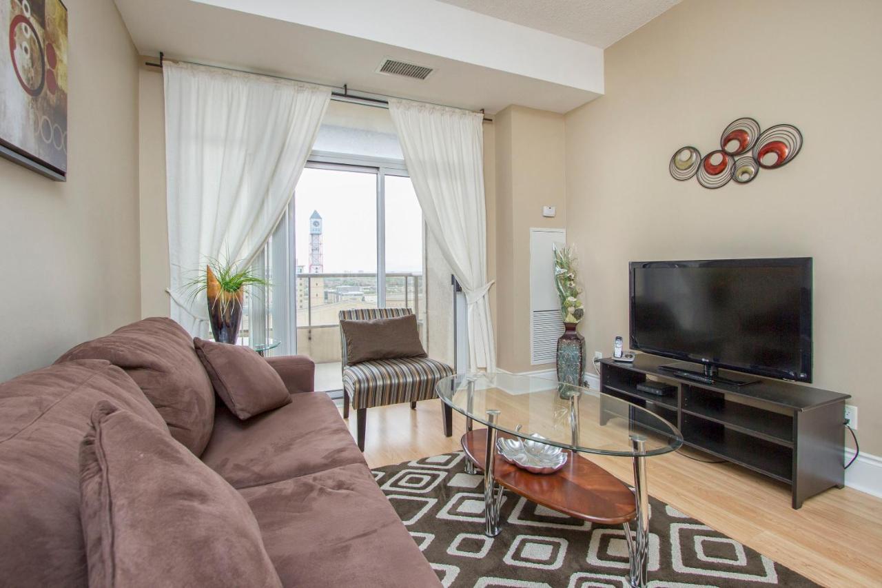 Platinum Suites Furnished Executive Suites Мисисага Екстериор снимка