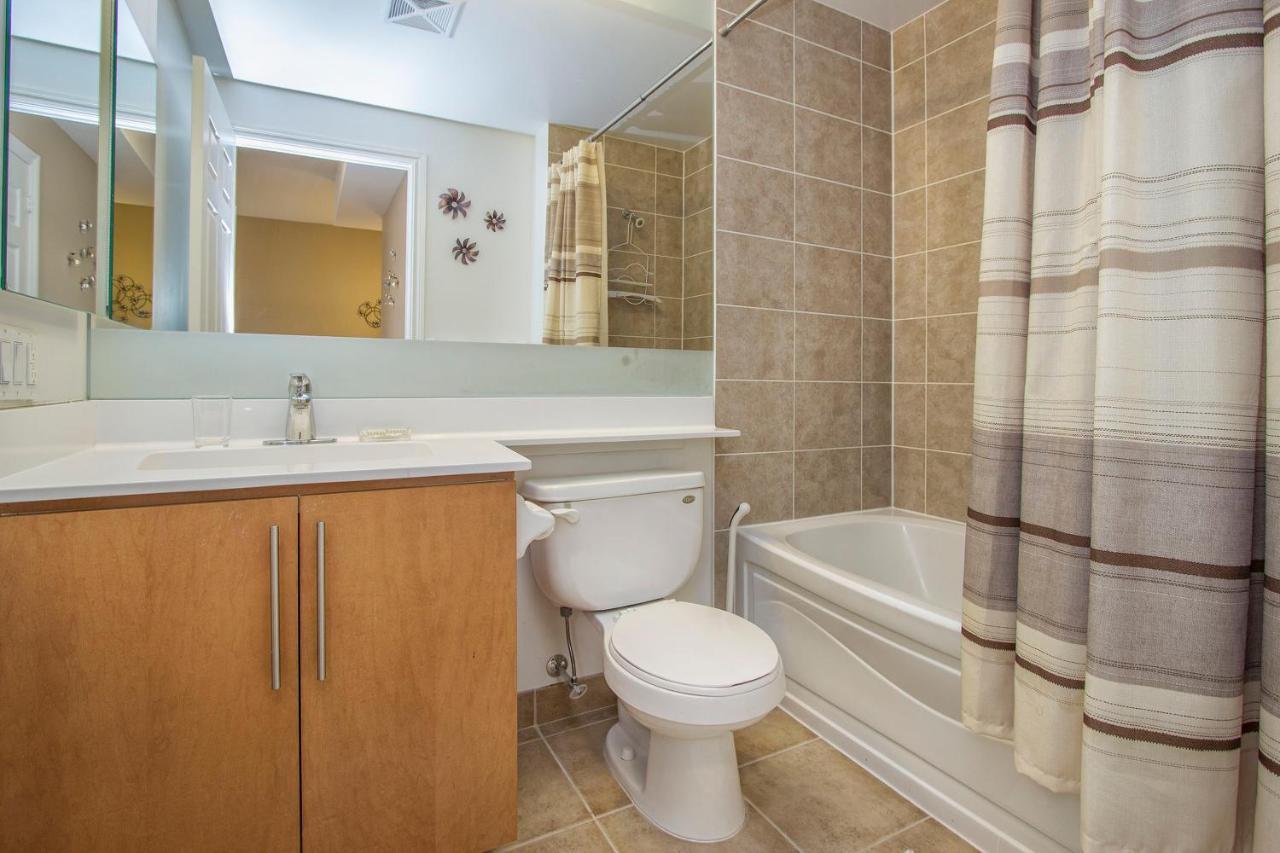 Platinum Suites Furnished Executive Suites Мисисага Екстериор снимка